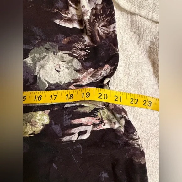 Simply Vera Vera Wang Black Floral Midi Dress - Picture 5 of 7